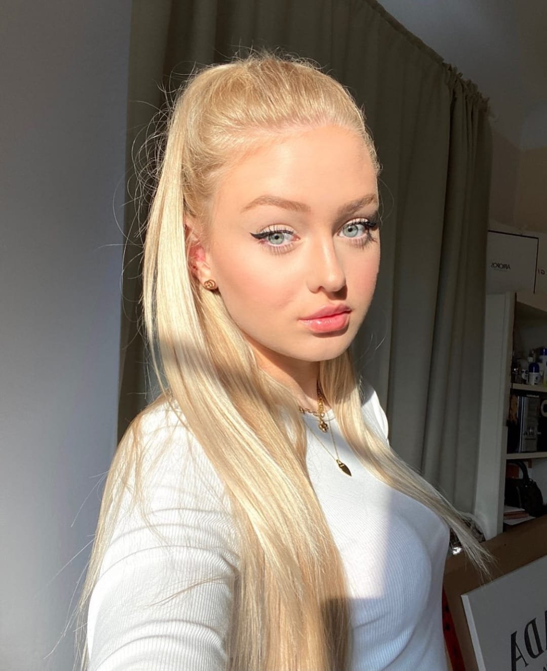 Bitlis Üniversiteli Bayan Escort Amine